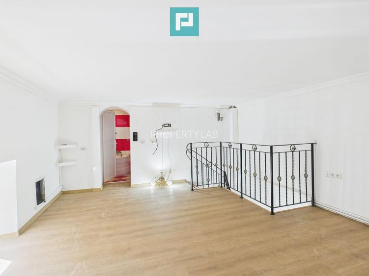 Apartament 4 camere, Bulevardul Revoluției - 6