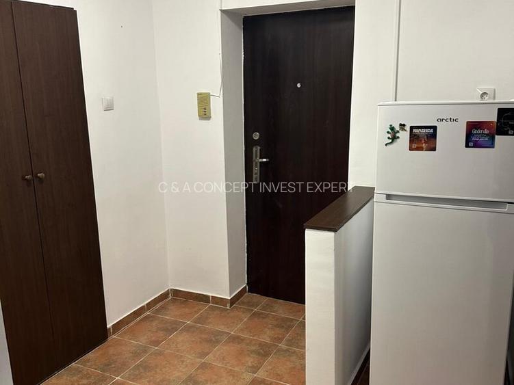 Inchiriez garsoniera Vitan Mall - 7