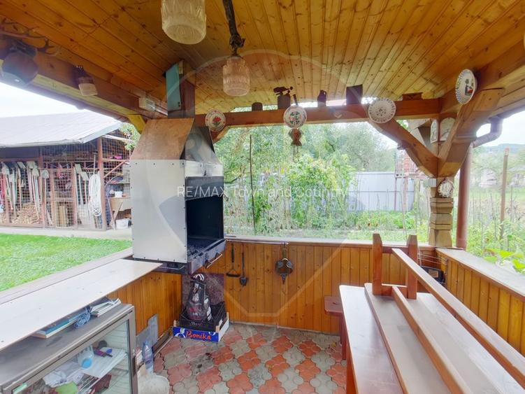 Casă / Vilă cu 16 camere de vânzare în zona Bobâlna - 30