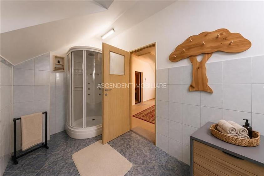 Vila traditionala, cu domeniu de 5.025 mp, pe aripa Cetatii Medievale Brasov - 7