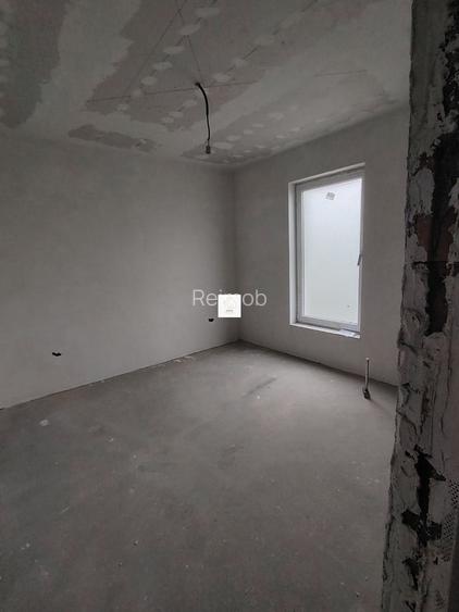 Casa 4 camere Crevedia - 3