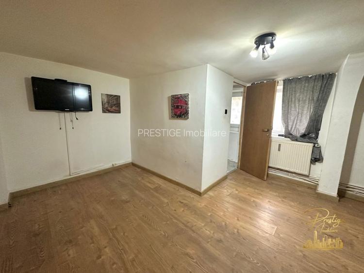 Casa cu 8 camere de inchiriat in zona Centrala - Oradea - 21