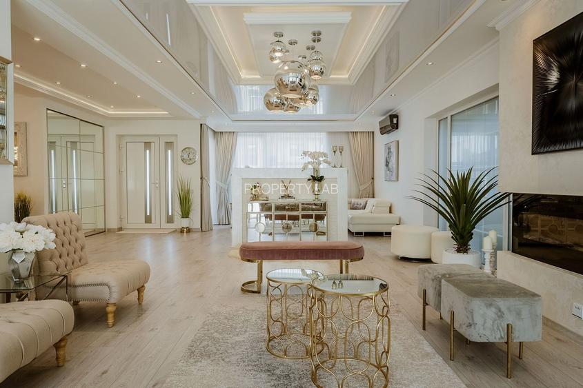 Vilă ultramodernă cu piscină - 6