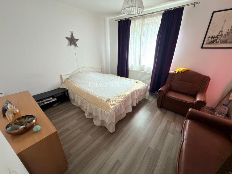 Casă tip capăt înșiruit – P+1+M, 4 camere – semi-mobilată și utilată - 18