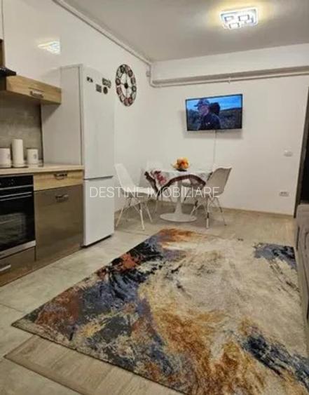 Studio 45 mp, etaj intermediar, cu loc de parcare si balcon, Tractorul - Coresi - 2