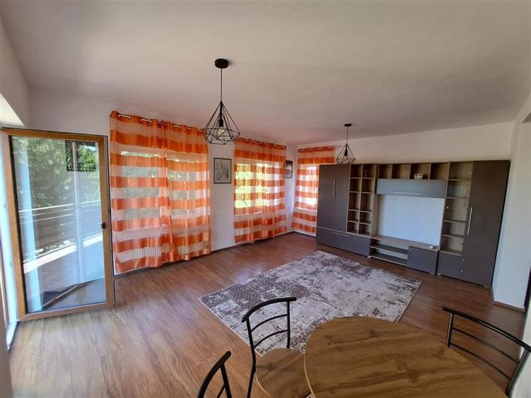 Casa tip duplex, 140 mp utili, situata in cartierul Andrei Muresanu!