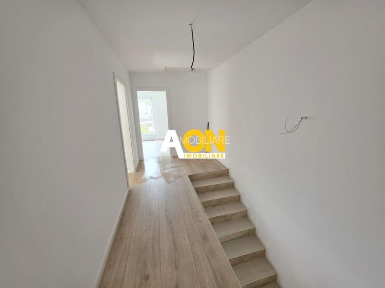 1/2 Duplex finisat la cheie, 4 camere, 317 mp teren, zona Centru