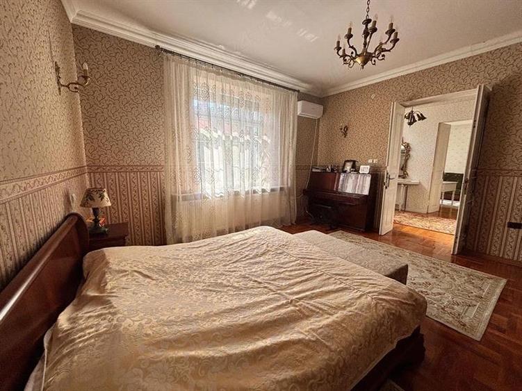 Casă, P+1, zona Stadionului Ion Oblemenco, 666 mp, direct de la proprietar