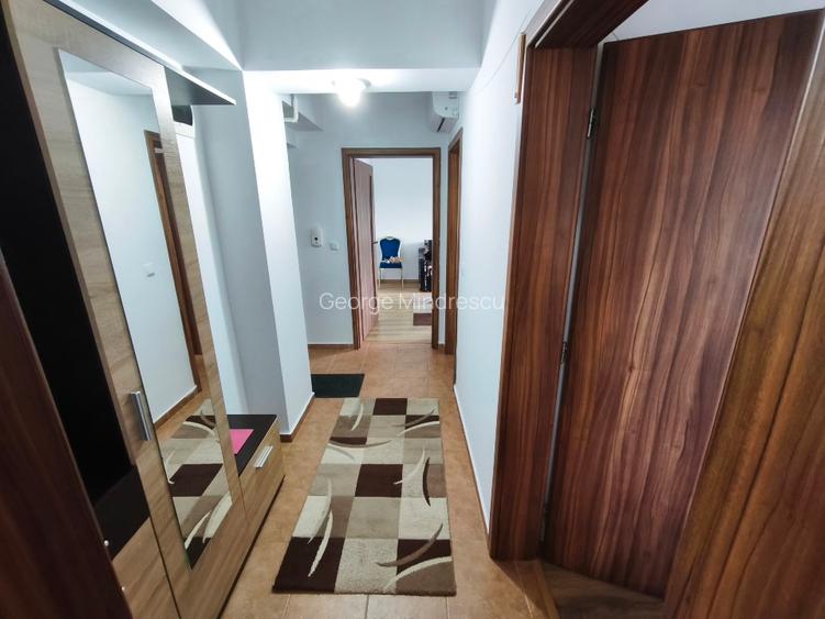 Închiriez apartament 2 camere - 4