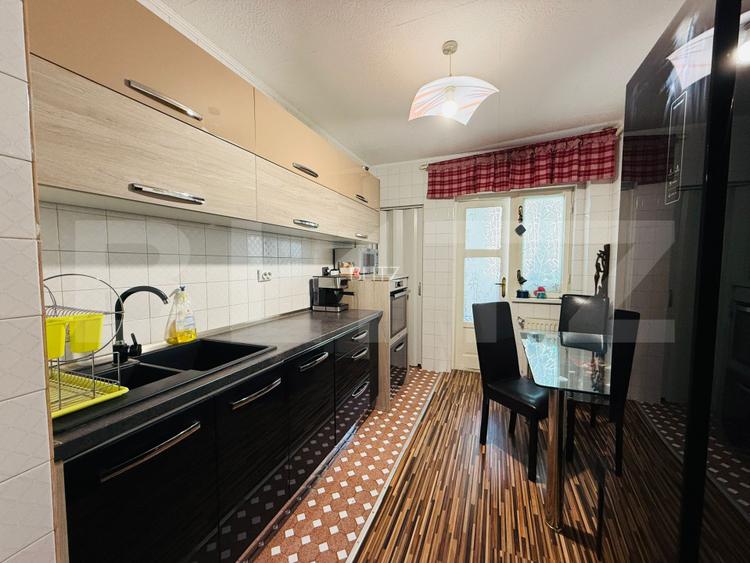 Apartament 4 camere/Racadau-zonă centrală, luminos și bine compartimentat - 9