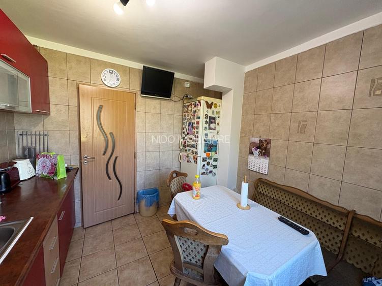 EXCLUSIV - Apartament 3 Camere - Metrou Titan La 5 Minute - 8