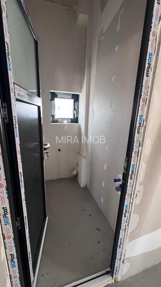 Spații comerciale de vânzare – poziție stradală, Domnești | 280 mp | Teren 480 m - 11