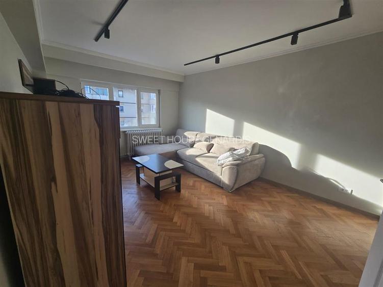 Apartament cu 3 camere de inchiriat in Fagaras zona centrala - 4