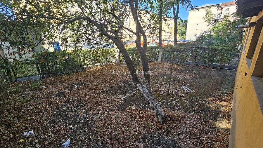 Apartament 2 camere, decomandat,  Targu-Jiu,  Shopping City. - 8