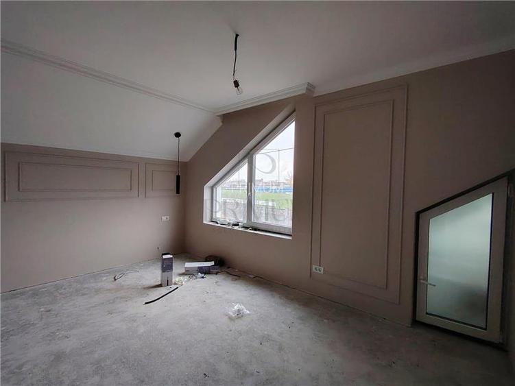 Casa Individuala - RONAT - Dormitor la parter - bucatarie separata. - 20