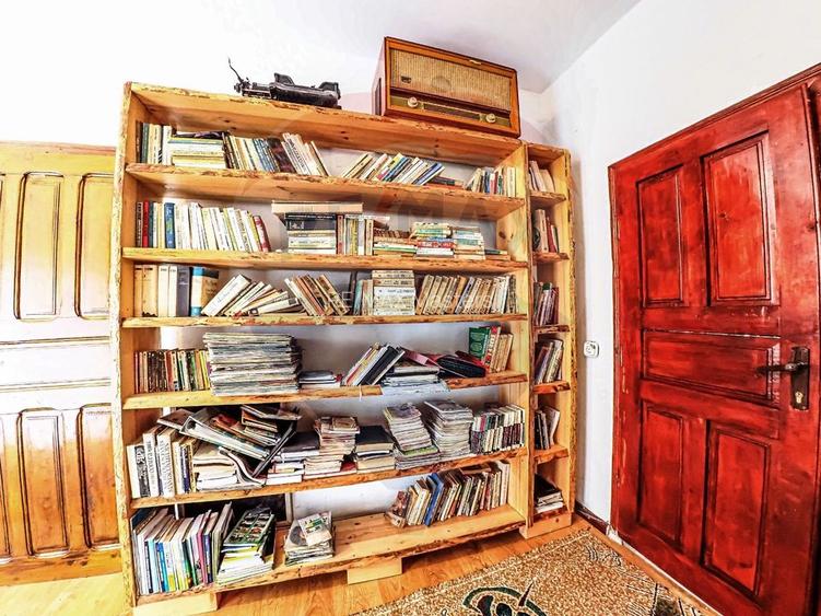 Vila / Pensiune cu 20 camere de vânzare în Câmpulung Moldovenesc, SV - 25