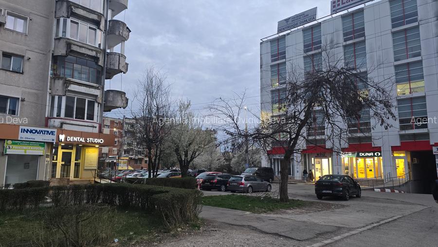 Inchiriez spatiu in Deva, zona Spitalul Judetean, suprafata utila  20 mp - 8