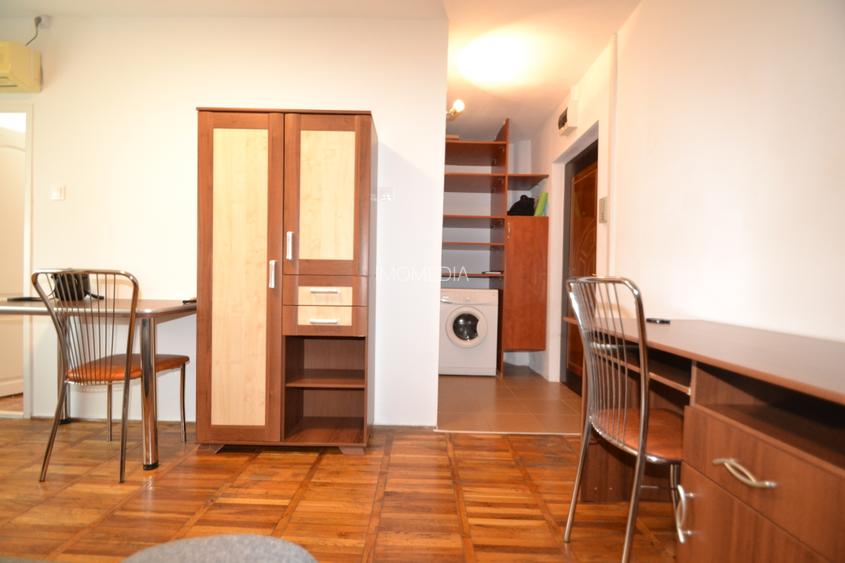 garsoniera, zona Lipovei, la 15 minute de mers pe jos la Iulius Town - 7