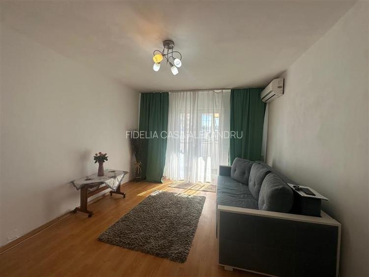 Apartament 2 camere, semidecomandat - Podu Ros - 2