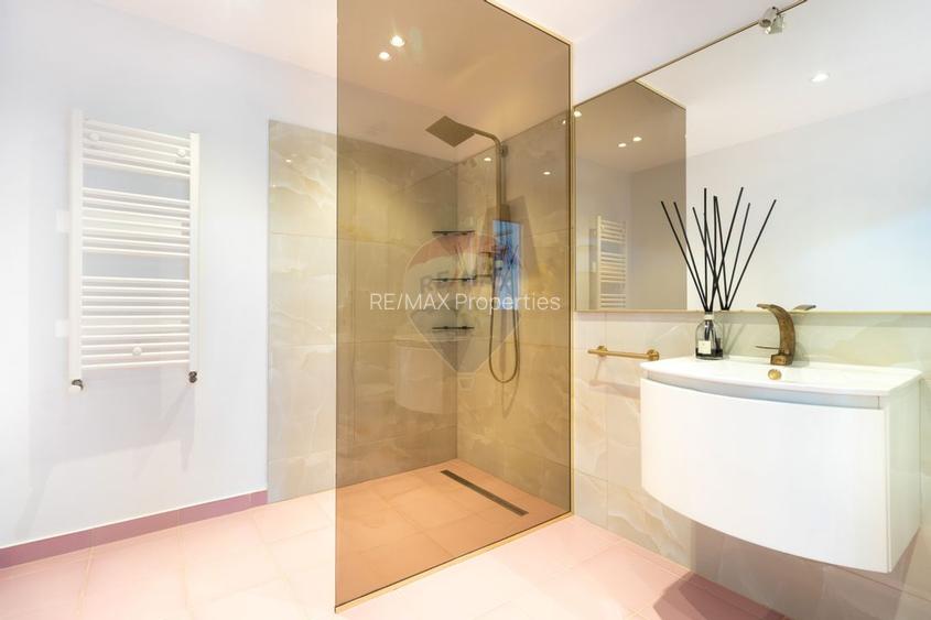 Vanzare Vila 5 camere cu terase mari si priveliste directa la lac - 6