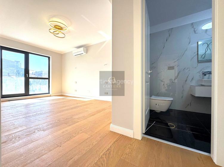 2 CAMERE + BALCON | PALATUL PARLAMENTULUI |  FÂNTÂNI | COMISION 0 - 8