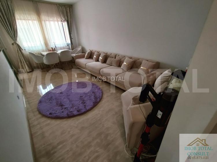 Apartament 3 camere , Zona Targul Saptamanal, mobilat si utilat, 2 locuri parcar - 5