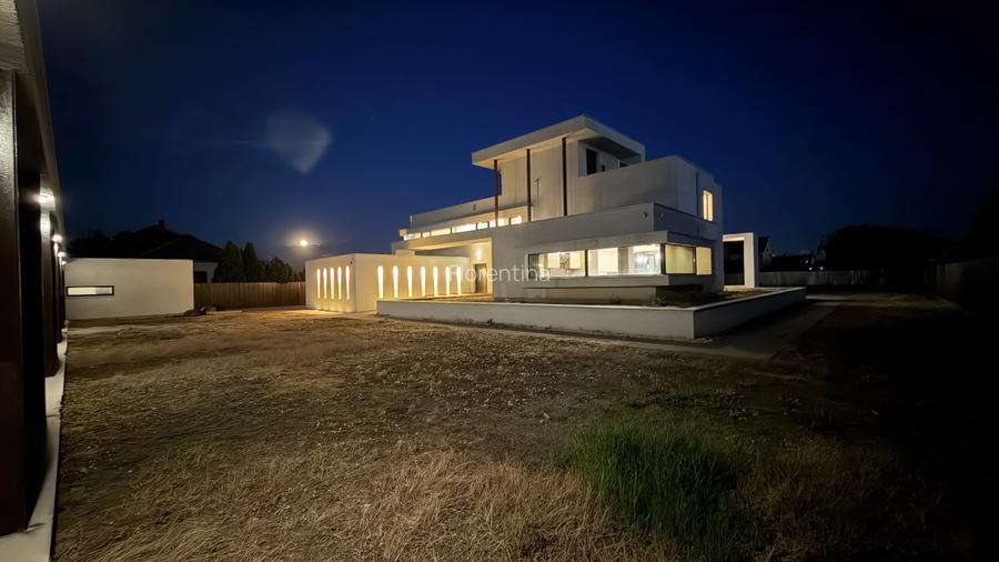 Proprietate premium reprezentativă cu utilizare mixtă, 650 mp si teren 3000 mp - 14