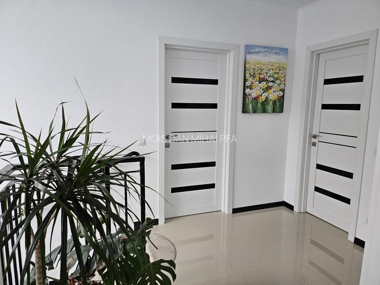 VAND CASA DEOSEBITA IN SELIMBAR - 2