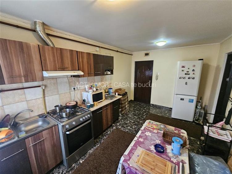 Resita, 2 Cam. Cf. 1, Mobilat+Utilat, Micro 1 - 17