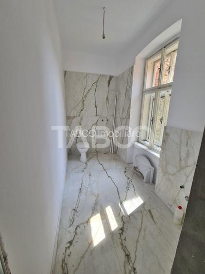 Spatiu comercial de inchiriat pe Lucian Blaga in centru Sebes - 3