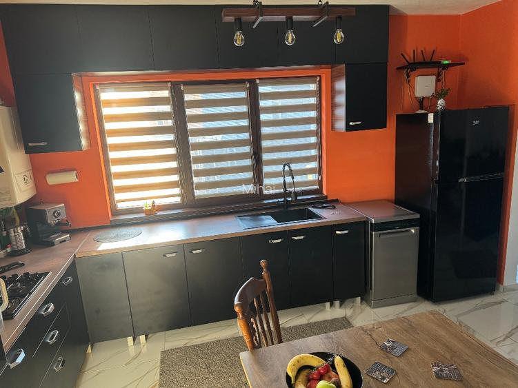 Apartament tip casa si CURTE PRIVATA 75 mp | 2 camere | parcare | Sanpetru - 3