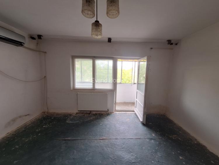Pozitie excelenta! Apartament cu 2 camere si balcon de 4 mp- Calea Aradului - 2