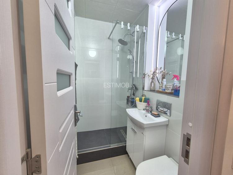 Vanzare Apartament 2 camere cochet mobilat si utilat complet de lux - 11