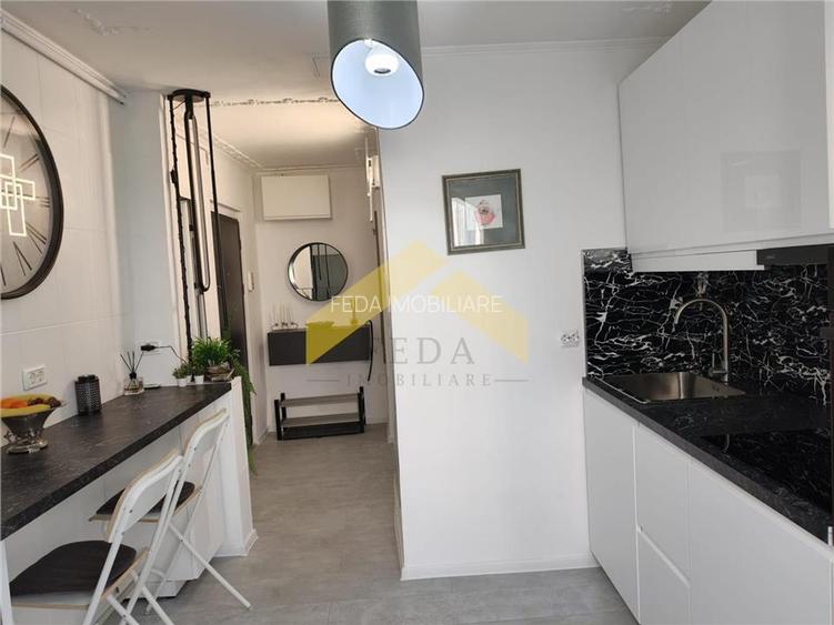 Apartament de vanzare Micalaca, zona Miorita - 2