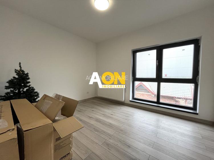 Casă &icirc;nșiruită, P+E+M, 5 Camere, Zona Micești - 14