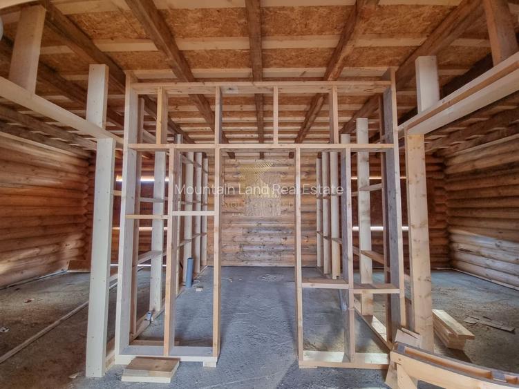 Cabana din bușteni la rosu pe teren 722 mp, Bod COMISION 0 - 9