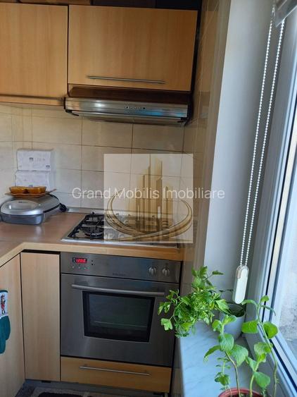 Apartament de vânzare – 3 camere,  Aradului Piața Verde - 9