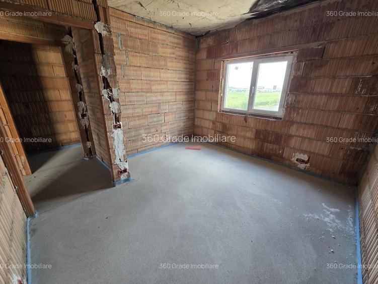 Duplex despartit prin camera tehnica M. Noua - 17