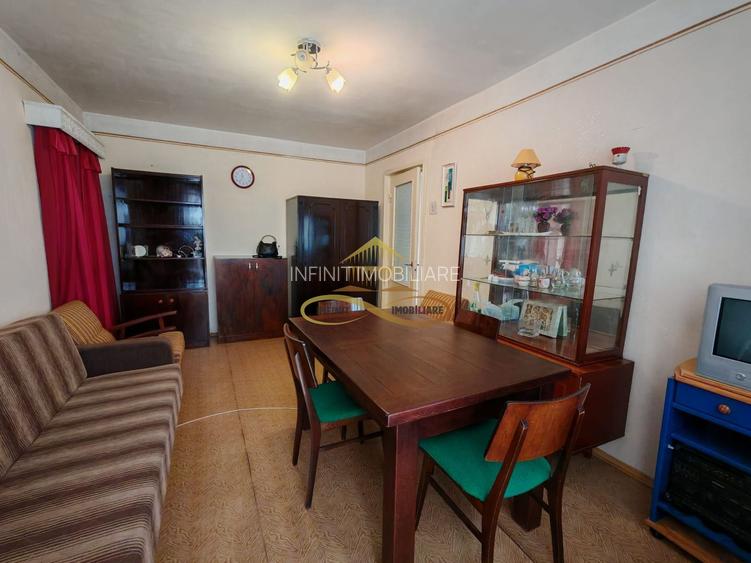 Vand apartament, 2 camere, Narcisa, etaj intermediar - 4