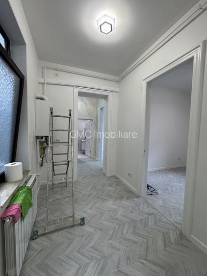Apartament 2 camere nemobilat Piata Unirii - 14