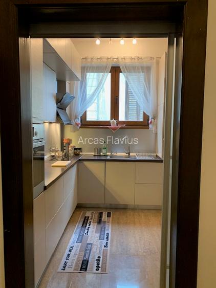 Vila superba de vanzare Sub Arini!! - 2