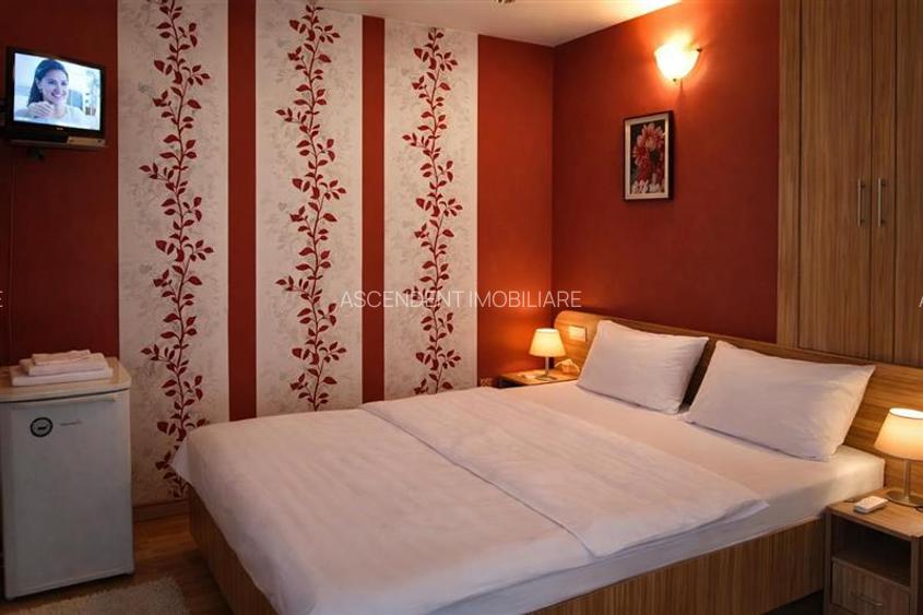 Proprietate cu terase, in ambientul Centrului Istoric .- . Piata Sfatului, Braso - 4