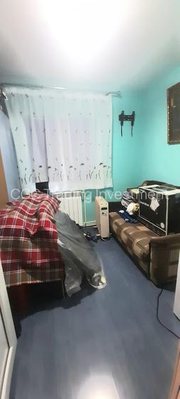 Vanzare apartament cu 4 camere si 2 bai,  decomandat, etaj 1/4  zona CET - 5