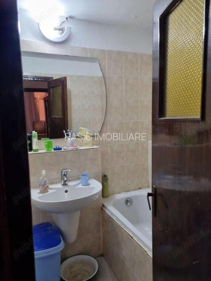 Vanzare vapartament 2 camere zona Moghioros - Parc - 9