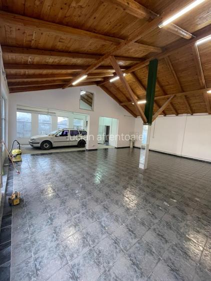 Inchiriez hala 200 mp+ apartament 90 mp - 2