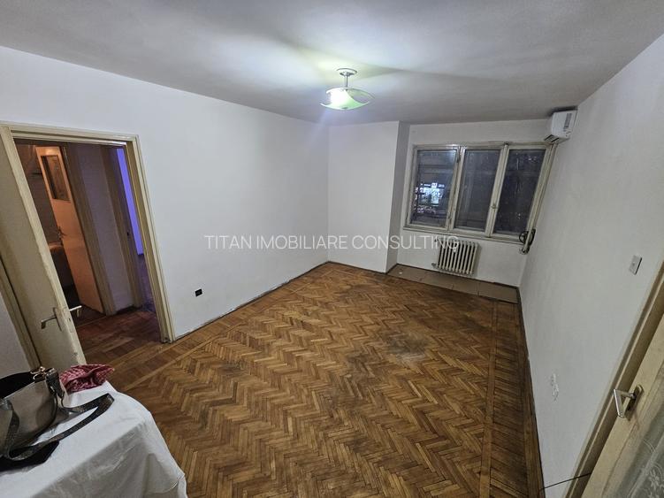 Soseaua Stefan cel Mare doua cam et 1 vedere stradala langa parcul circului - 2