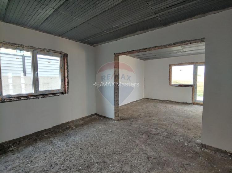 Casă / Vilă individuală cu 560 mp teren, de vânzare în Scheia, Suceava - 36