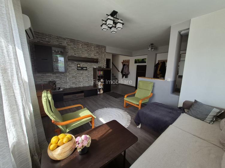 Vila tip duplex,4 camere,2 bai,mobilata si utilata complet - 2