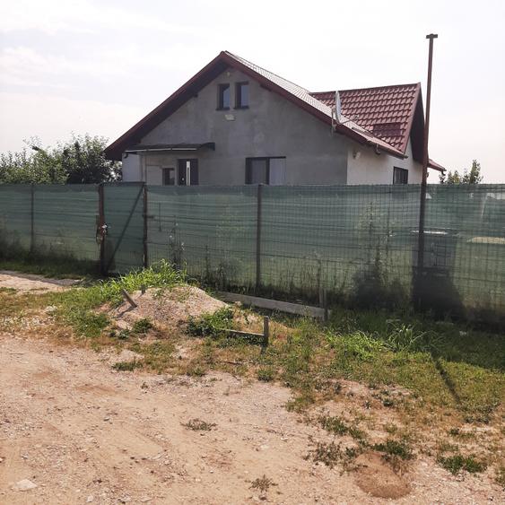 Teren 585 mp, intravilan, in Domnesti catre Teghes, din str. Curtea Domneasca