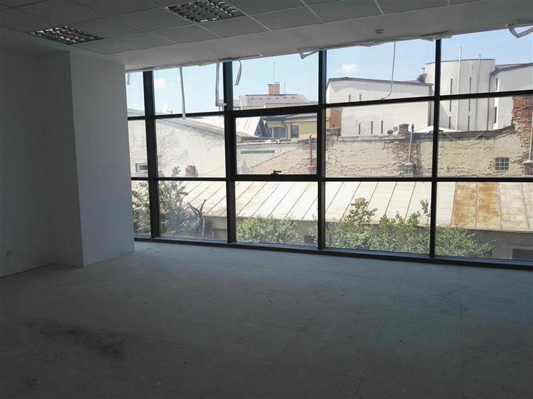 Spatiu de birouri amenajat in Business Center modern -  360 mp - 17